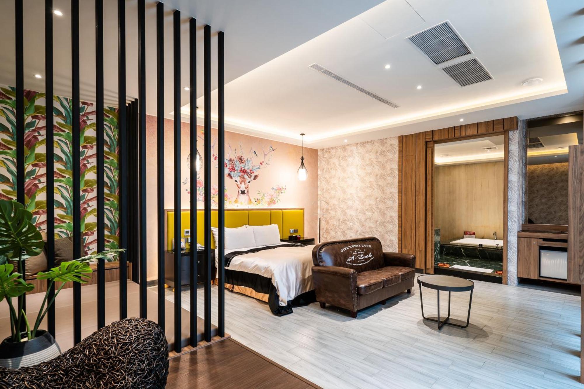 Aquarius Motel Тайчжун Экстерьер фото