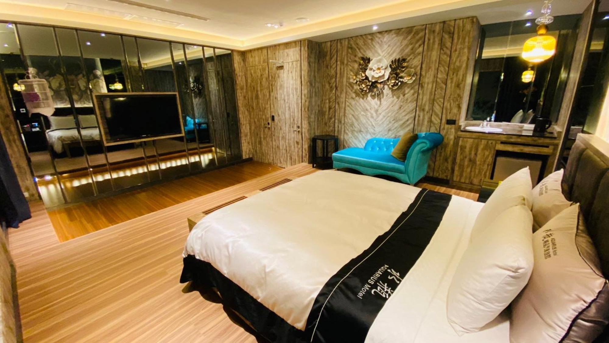 Aquarius Motel Тайчжун Экстерьер фото